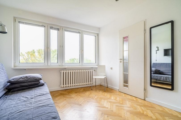 Warszawa, Praga-Południe Saska Kępa, Zwycięzców,  Sprzedam 49,03m2 3pokoje, balkon, wyrem.., 2-str