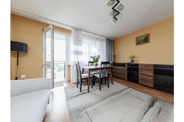 Warszawa, Bemowo, Siemiatycka, Dwupokojowe 50 m2 + balkon na Warszawskim Bemowie