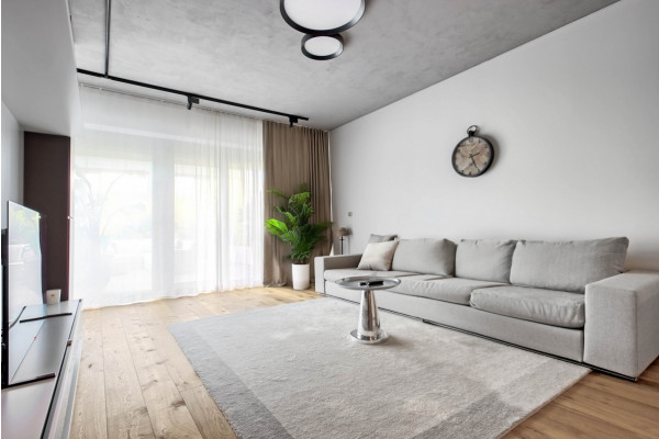 Warszawa, Mokotów, Fort Piłsudskiego, Minimalistyczny apartament w Forcie Cze